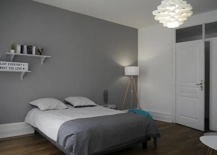 Hypercentre - 2 Grandes Apartmán